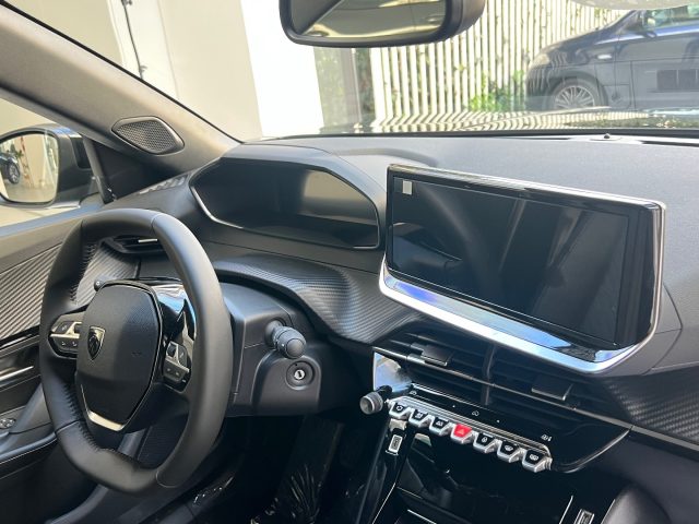 PEUGEOT 2008 usata, con Controllo trazione