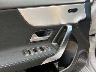 MERCEDES-BENZ A 180 usata, con Autoradio