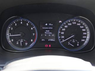 HYUNDAI Kona usata, con USB