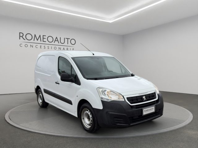 PEUGEOT Partner usata, con Servosterzo