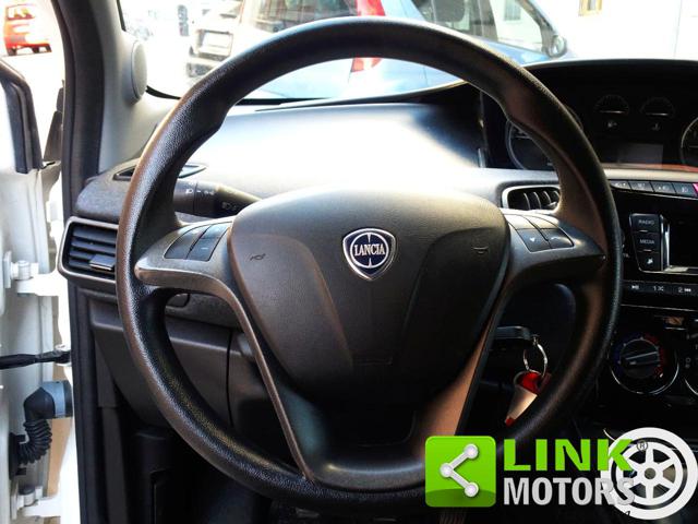 LANCIA Ypsilon usata, con Sedile posteriore sdoppiato