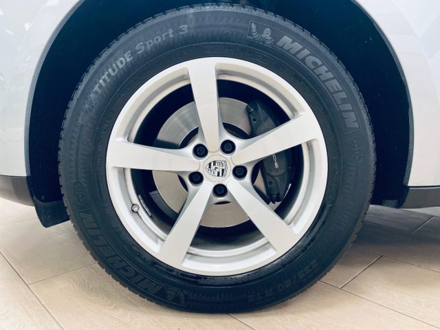 PORSCHE Macan usata, con Fendinebbia
