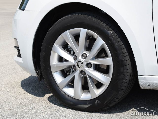 SKODA Octavia usata, con Cruise Control