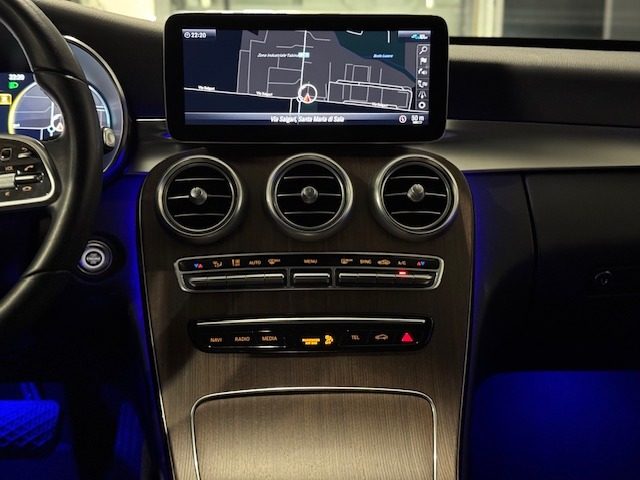 MERCEDES-BENZ C 220 usata, con Lettore CD