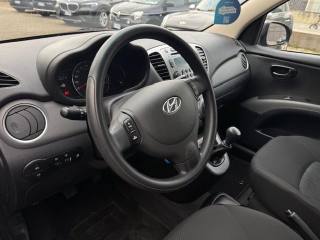 HYUNDAI i10 usata, con Immobilizzatore elettronico