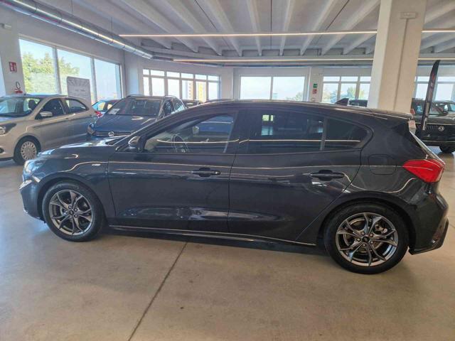 FORD Focus usata, con Boardcomputer