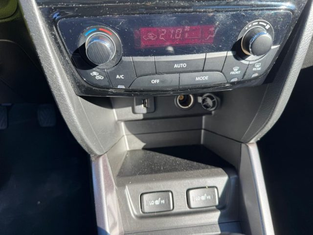 SUZUKI Vitara usata, con Fari LED