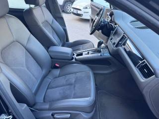 PORSCHE Macan usata, con Lettore CD
