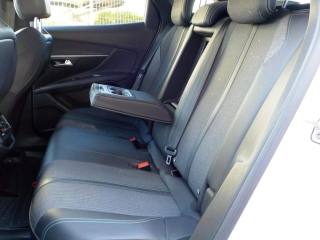 PEUGEOT 3008 usata, con Autoradio digitale
