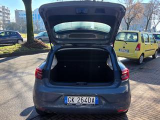 RENAULT Clio usata, con ESP