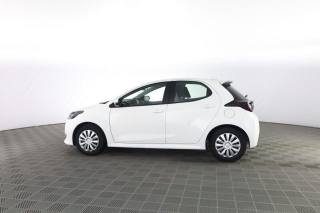 TOYOTA Yaris usata 5