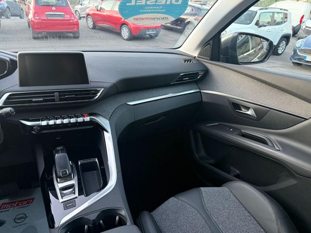 PEUGEOT 3008 usata, con Fendinebbia