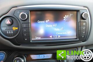 TOYOTA Yaris usata 37