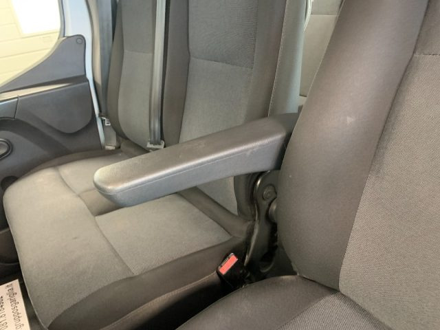 RENAULT Master usata, con Luci diurne LED