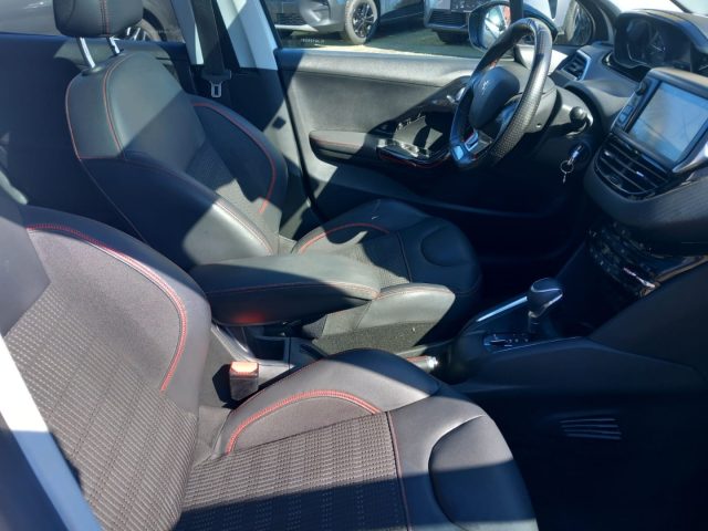 PEUGEOT 208 usata, con Specchietti laterali elettrici