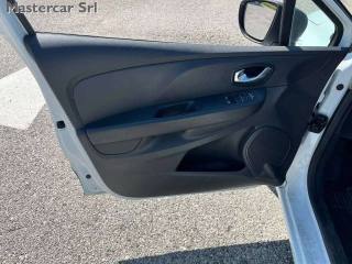 RENAULT Clio usata, con USB