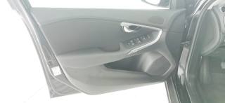 VOLVO V40 Cross Country usata 45