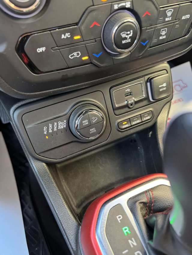 JEEP Renegade usata, con Sedile posteriore sdoppiato