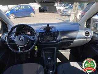 VOLKSWAGEN up! usata, con Fendinebbia
