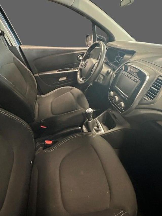 RENAULT Captur usata, con Airbag