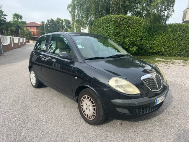 LANCIA Ypsilon usata, con Airbag