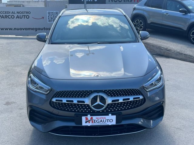 MERCEDES-BENZ GLA 200 usata, con Airbag