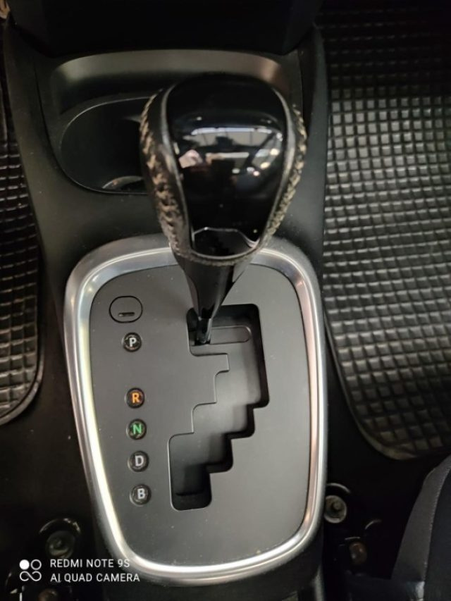 TOYOTA Yaris usata, con Interni in pelle