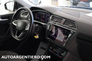 VOLKSWAGEN Tiguan usata, con Specchietti laterali elettrici