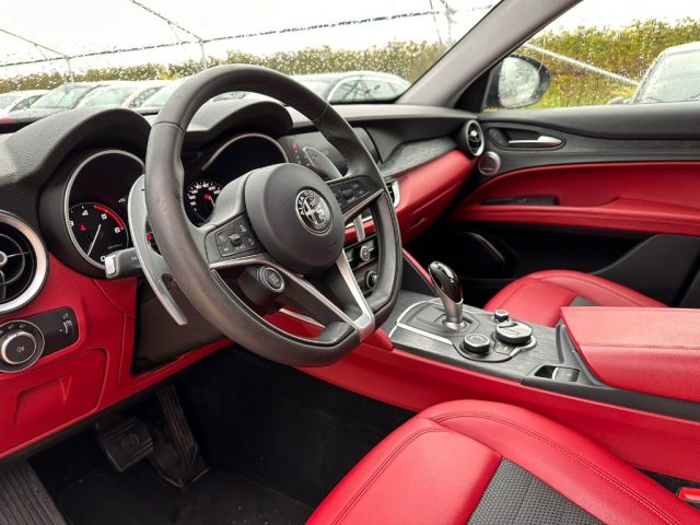 ALFA ROMEO Stelvio usata, con Autoradio