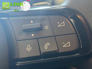 JEEP Avenger usata, con Leve al volante