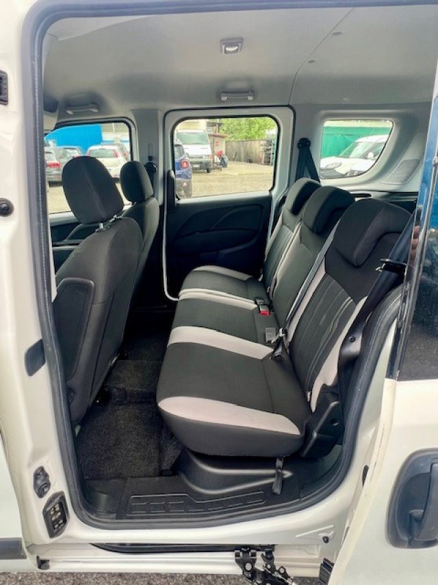 FIAT Doblo usata, con Fendinebbia