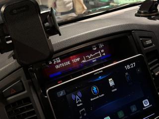MITSUBISHI Pajero usata, con Touch screen