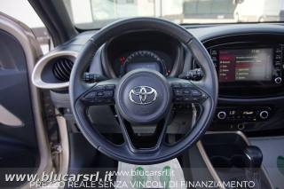 TOYOTA Aygo X usata 17