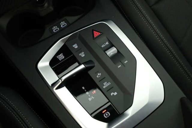 BMW 120 usata, con Controllo automatico clima