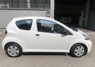 TOYOTA Aygo usata 18