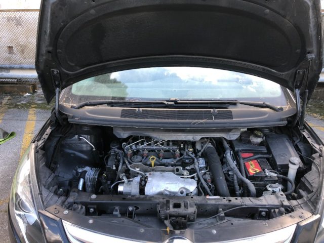OPEL Zafira Tourer usata, con ESP
