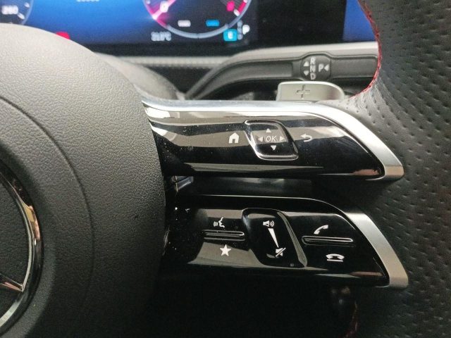 MERCEDES-BENZ A 180 usata, con Controllo automatico clima