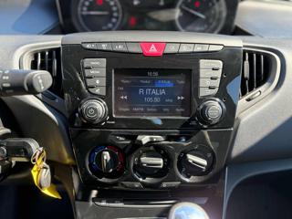LANCIA Ypsilon usata, con Park Distance Control