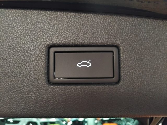 VOLKSWAGEN Tiguan usata, con Climatizzatore