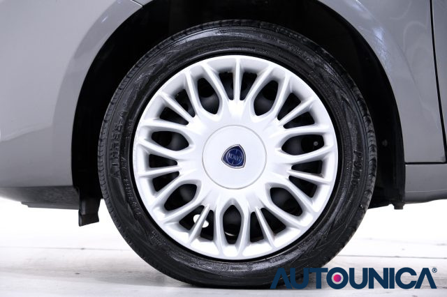 LANCIA Ypsilon usata, con Servosterzo
