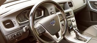 VOLVO V60 usata, con Park Distance Control