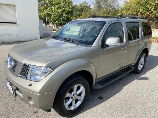NISSAN Pathfinder usata, con ABS