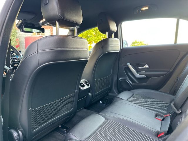 MERCEDES-BENZ A 180 usata, con USB