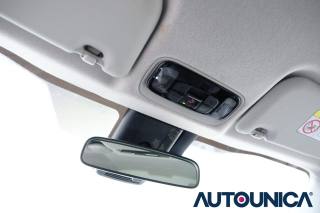 TOYOTA Yaris usata, con Sensore di luce