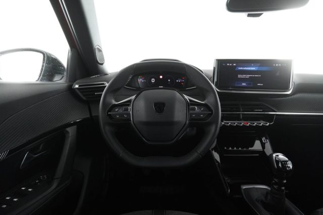 PEUGEOT 2008 usata 11