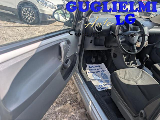 TOYOTA Aygo usata, con Chiusura centralizzata