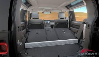 LAND ROVER Defender usata 10