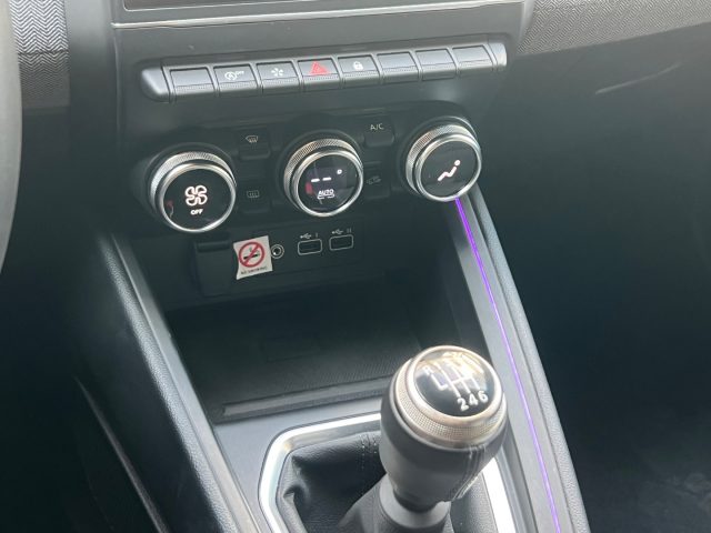 RENAULT Clio usata, con Sistema di navigazione