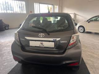 TOYOTA Yaris usata, con Airbag Passeggero