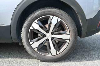 PEUGEOT 3008 usata, con Autoradio